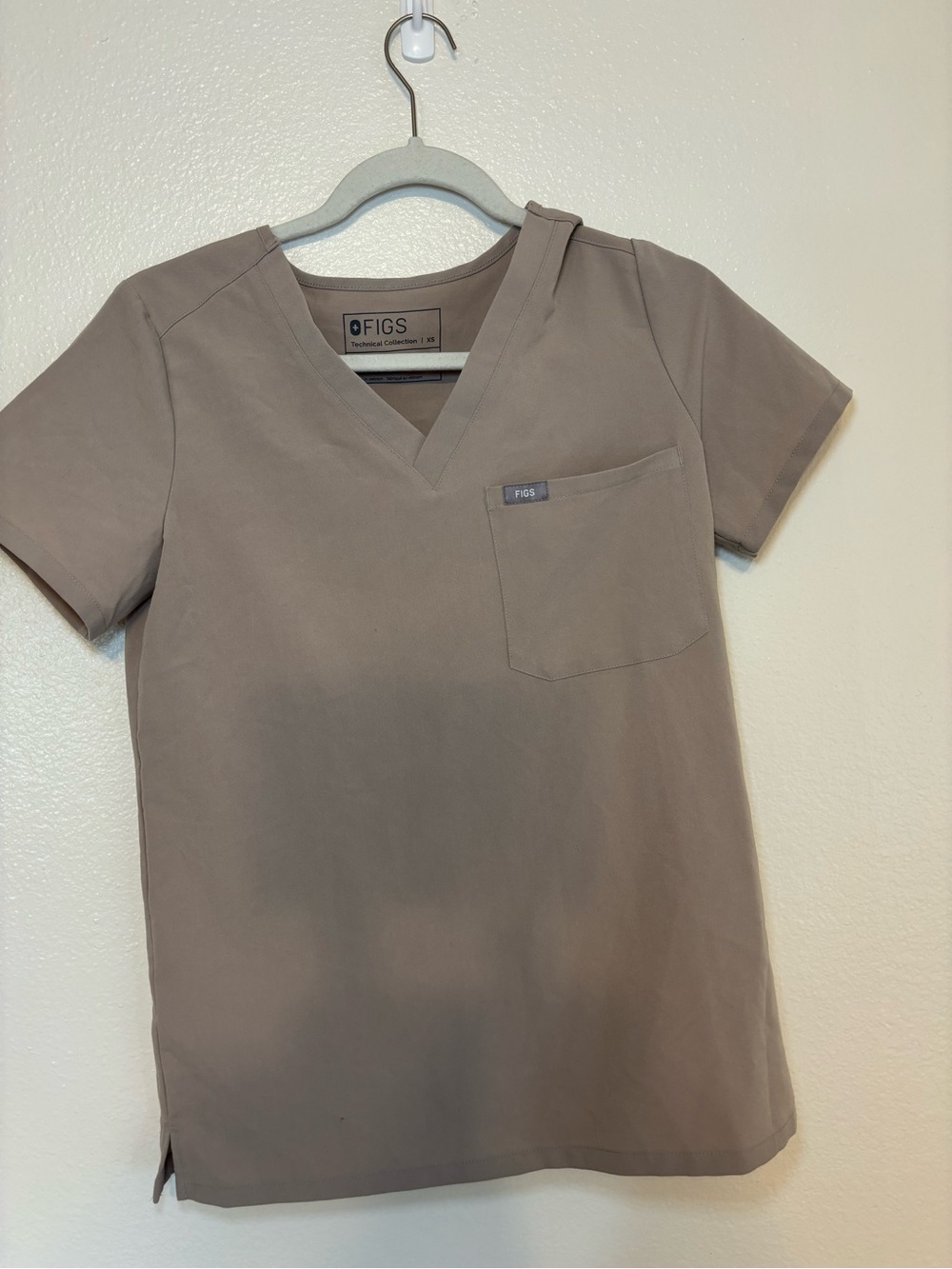 FIGS Catarina scrub top in Boulder size XS